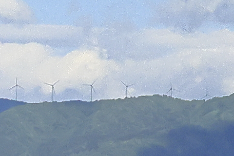 <center><b><span class="fnt-120">ON｜OFF</span></b></center>