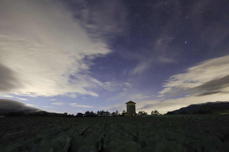 EOS R5／RF14-35mm F4 L IS USM／14mm／マニュアル露出（F4、30秒）／ISO 4000／WB:太陽光／Neural network Image Processing Tool：ON