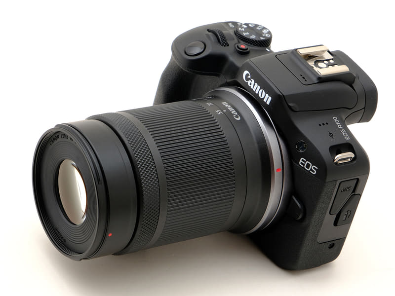 EOS R100＋RF-S55-210mm F5-7.1 IS STM