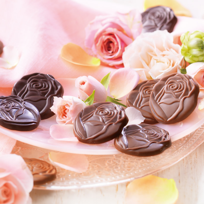 「ロイズローズチョコレート」（3種／計24枚）：756円