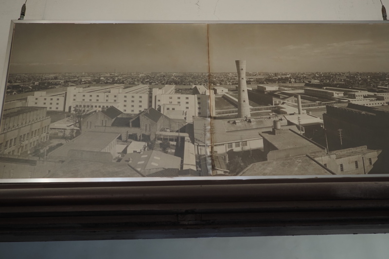 建物内には当時の記録も多く残る