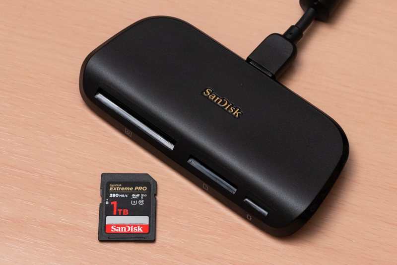 計測に使用した「サンディスク イメージメイト プロ USB-Cマルチカードリーダー/ライター」（SDDR-A631-JNGNN）