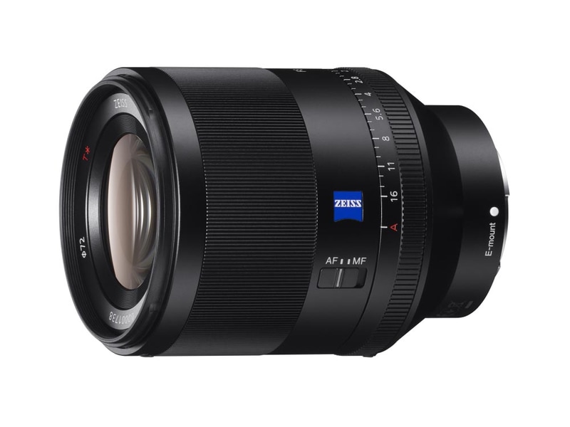 Planar T* FE 50mm F1.4 ZA。2016年7月に発売