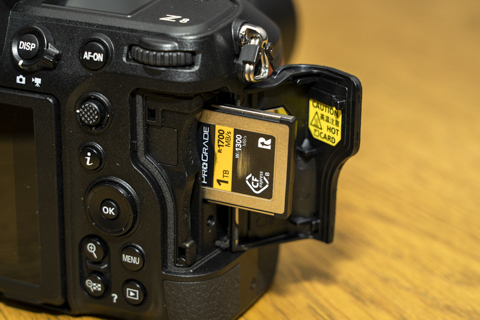 ニコンZ 8にオススメのCFexpressは？上田晃司さんに聞くProGrade