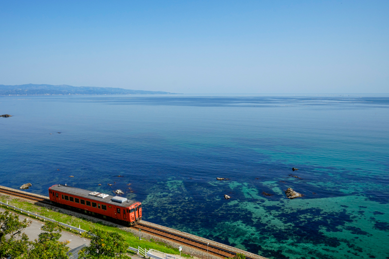 ソニーα1／FE 16-35mm F2.8 GM／絞り優先AE（29mm・F8・1/400秒）／ISO 400／WB:太陽光