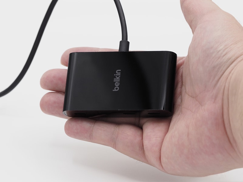 本体はUSB Type-Cポートのみであるため、とてもコンパクト