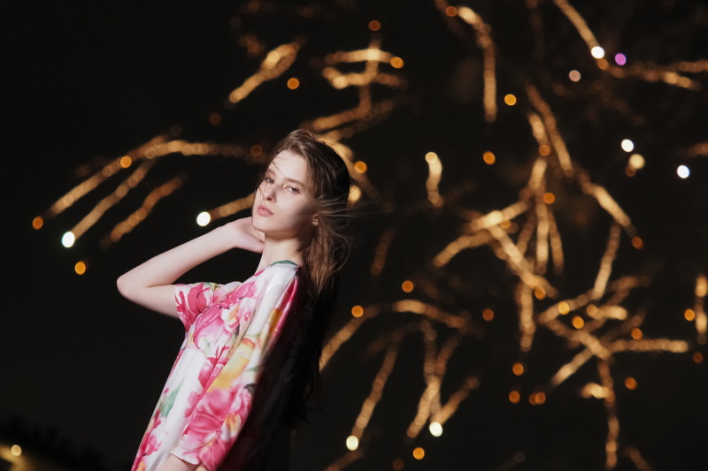 OLYMPUS OM-D E-M1X / M.ZUIKO DIGITAL ED 40-150mm F4.0 PRO / 絞り優先AE（F2.8・1/20秒・-1EV）/ ISO 400