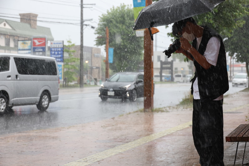 東川町では突然の夕立に見舞われた