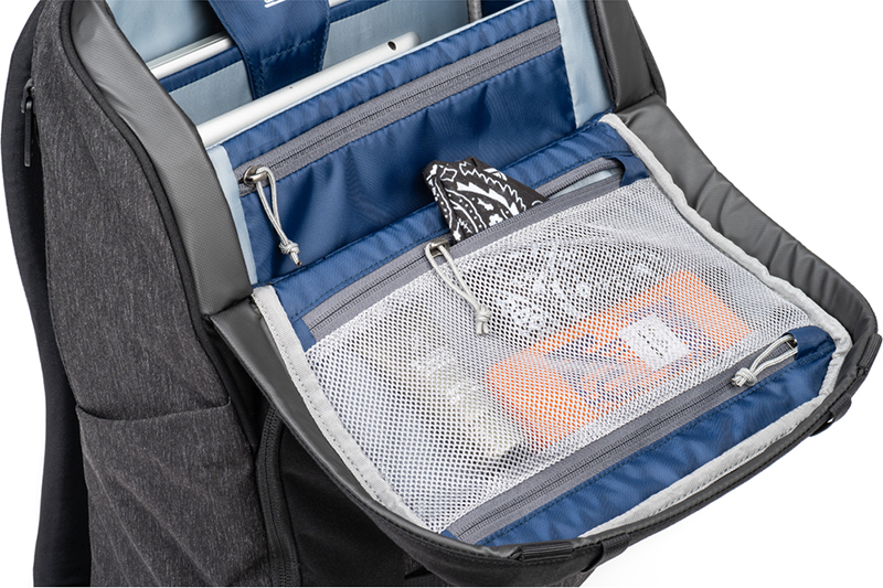 メッシュポケット