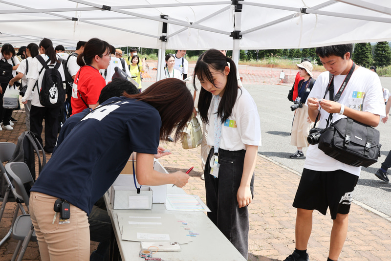 SDカードの提出は時間厳守だ