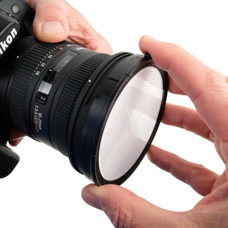 被せるように上から製品を取り付ける