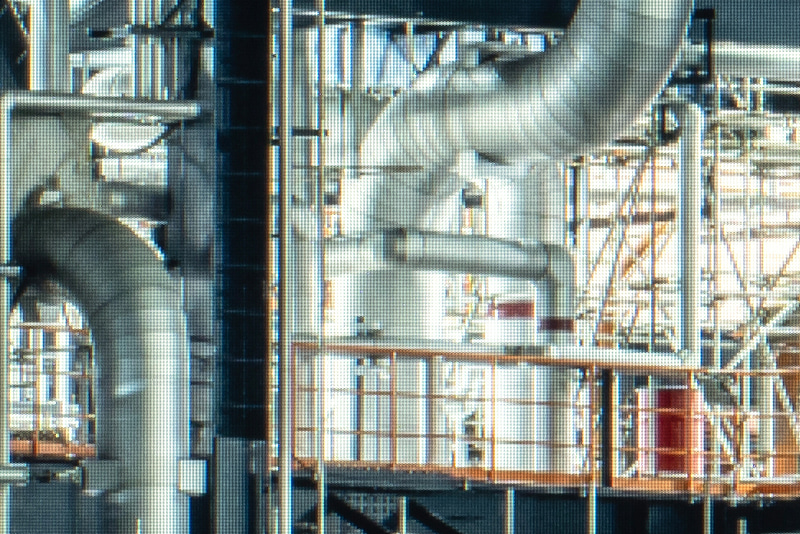 <span class="fnt-110"><b>2K（1,920×1,080）</b></span>