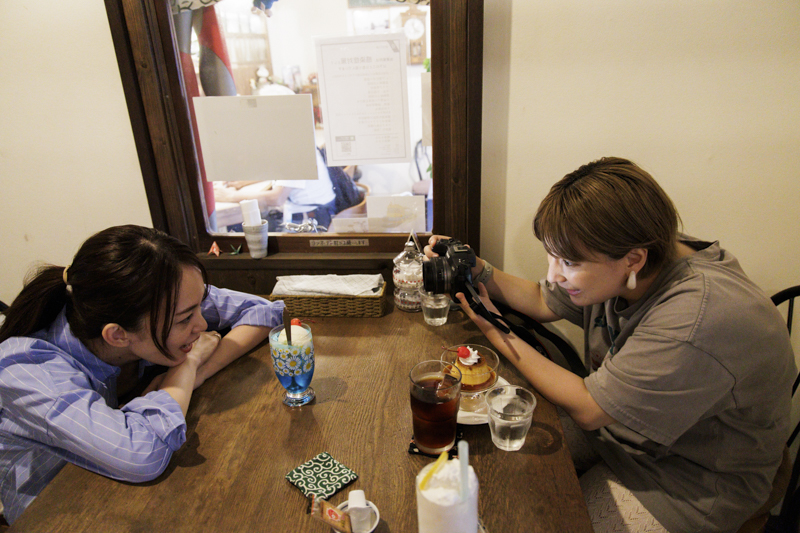 EOS R8／28mm／マニュアル露出（F2.8、1/50秒）／ISO 3200／WB：オート