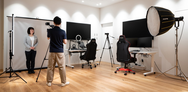 参考：ソニーストア札幌の動画体験コーナー