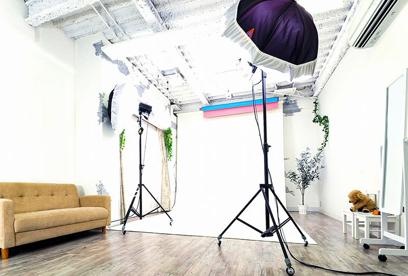 撮影スタジオ完備