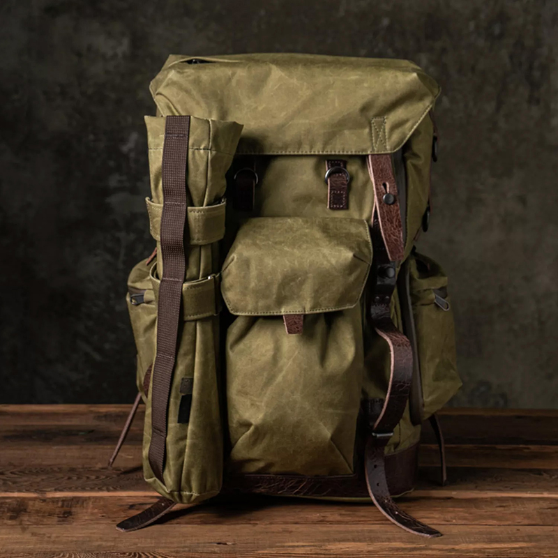 グリーンキャンバス×ブラウンレザー