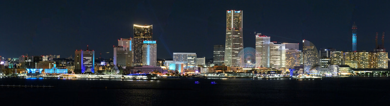 街全体の光の演出（昨年の様子）