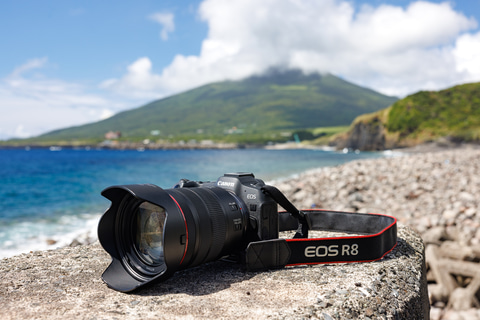 EOS R8で描く八丈島の光と風 - デジカメ Watch[Sponsored]