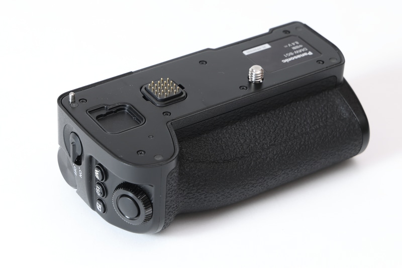 バッテリーグリップ「DGW-BG1」