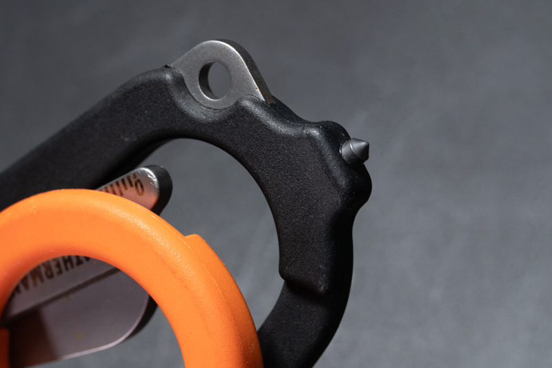 ⑥窓ガラス割り