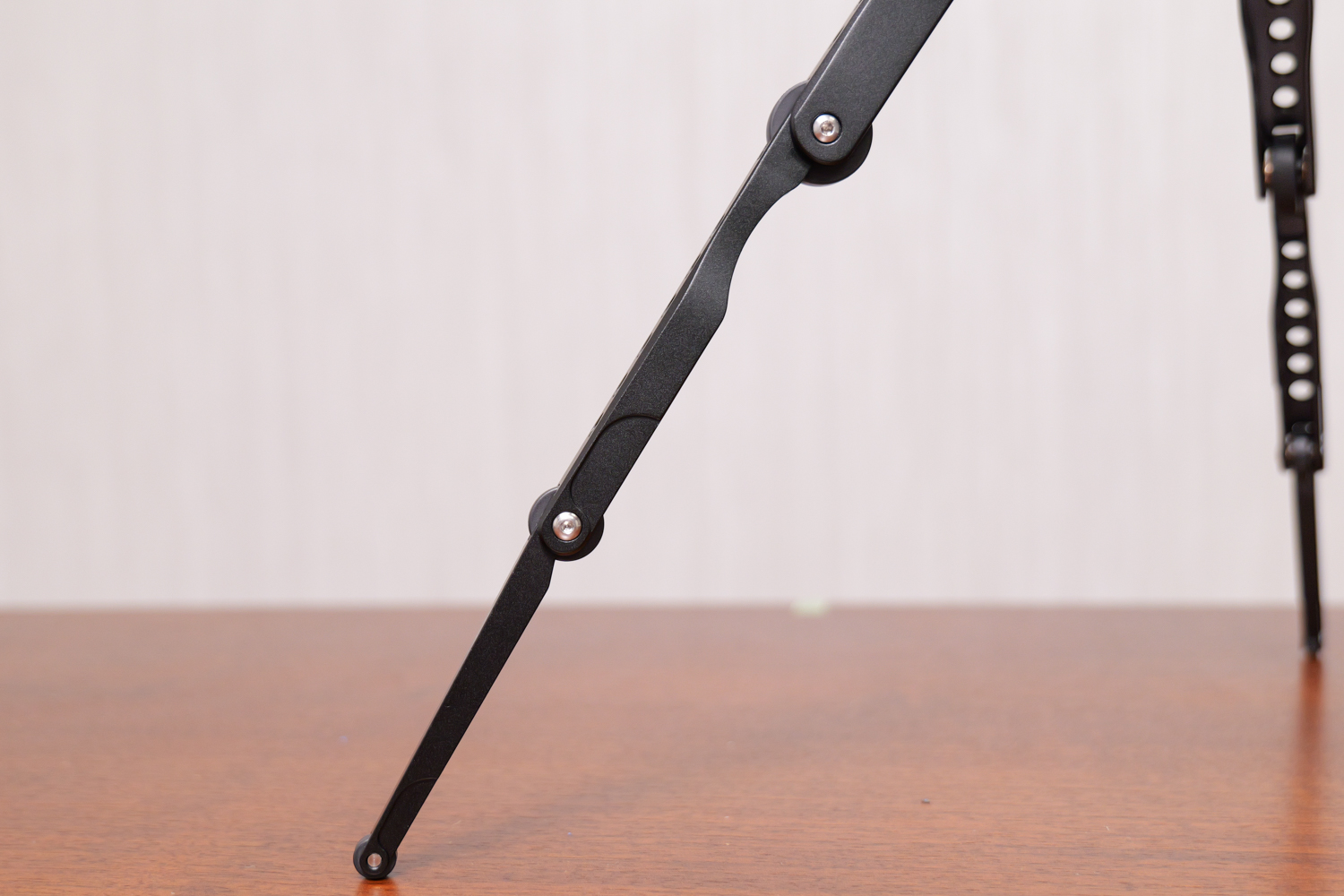 各関節部にゴムパーツが備えられている。