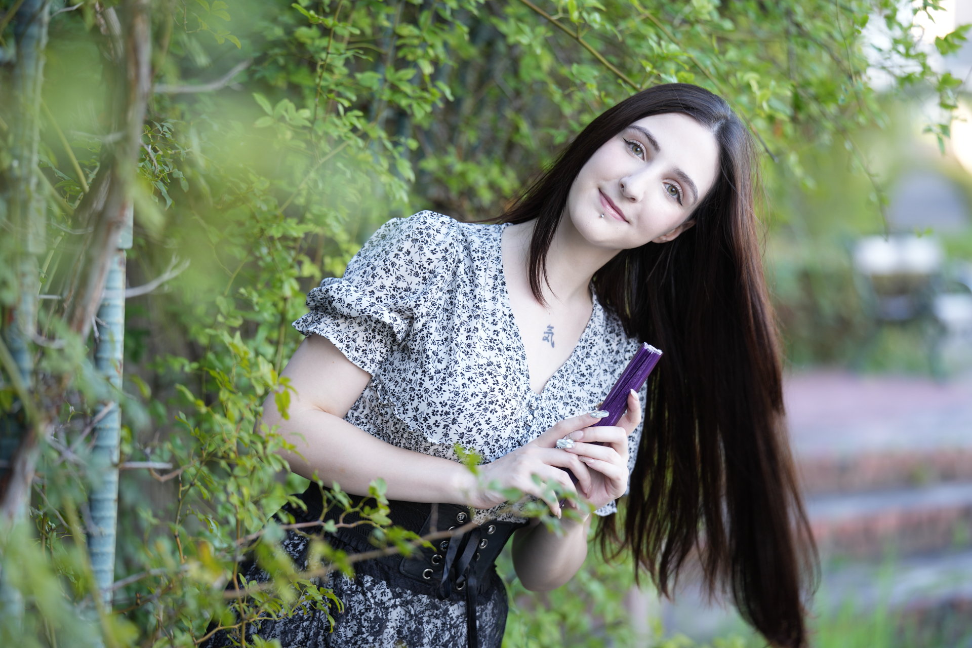 α7 IV／70-180mm F/2.8 Di III VC VXD G2／98mm／絞り優先AE（1/50秒、F2.8、＋0.7EV）／ISO 100