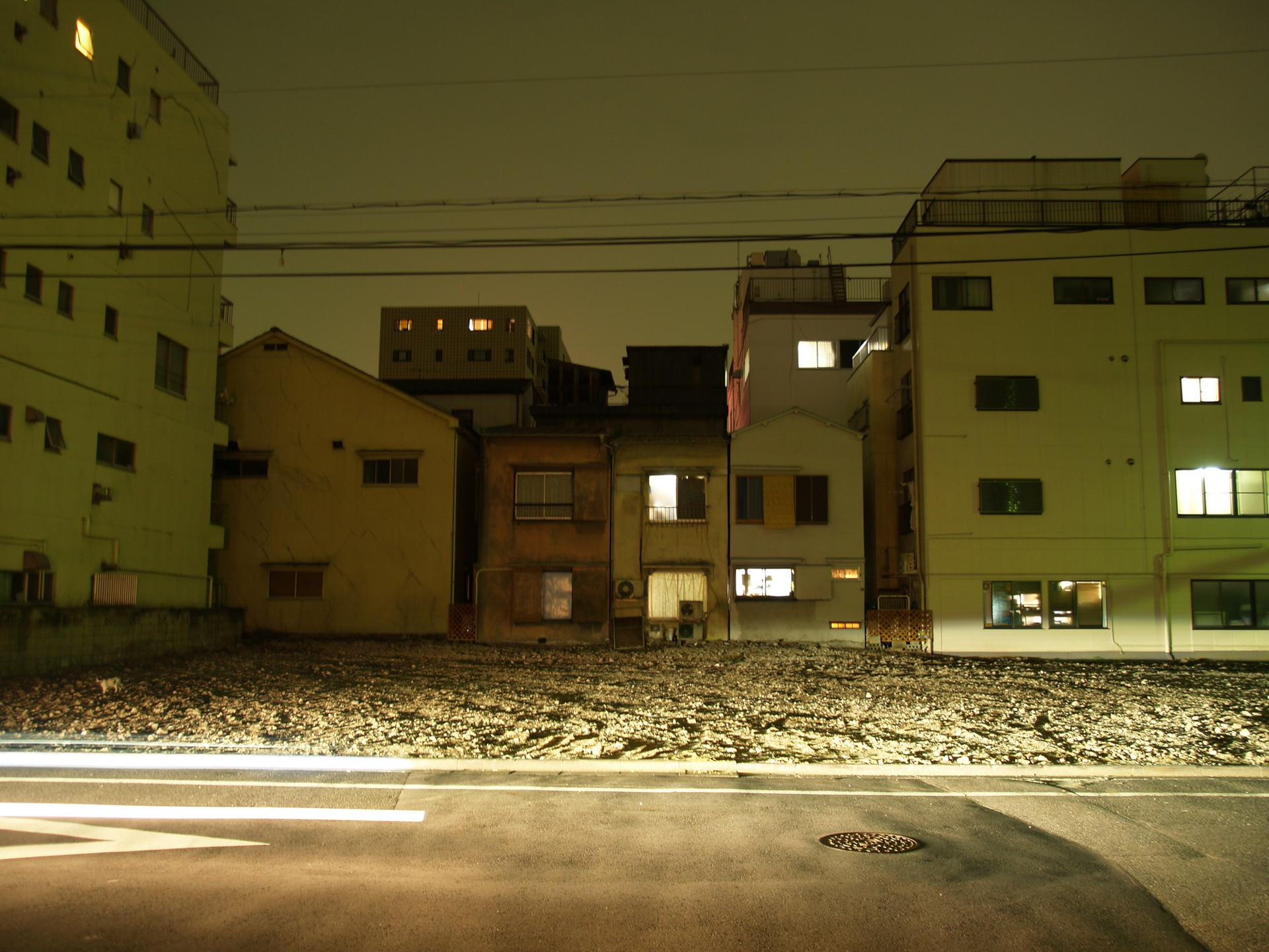 更地になった平和荘跡地（2006年7月末撮影）