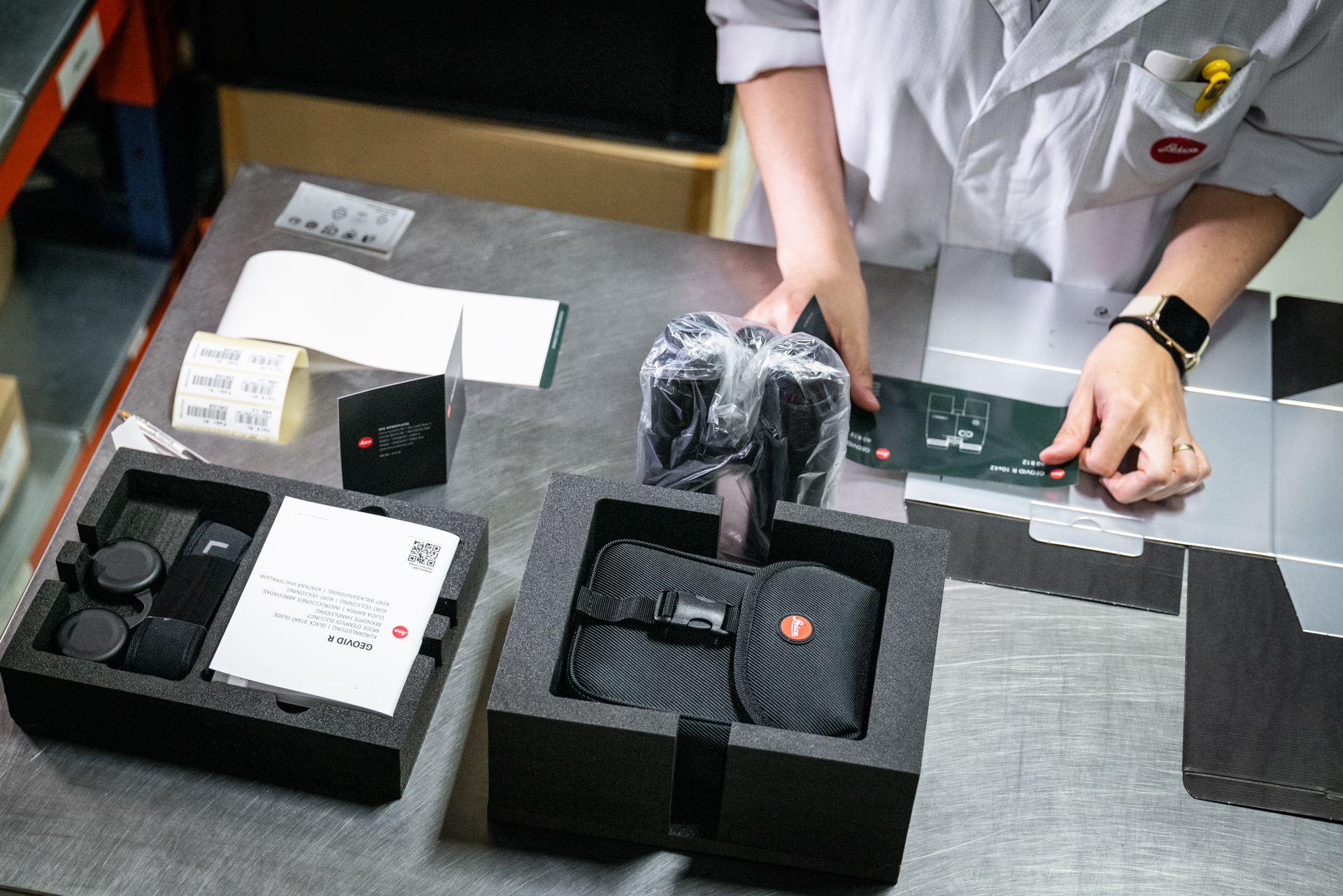 双眼鏡はすべてポルトガル工場から直接出荷される