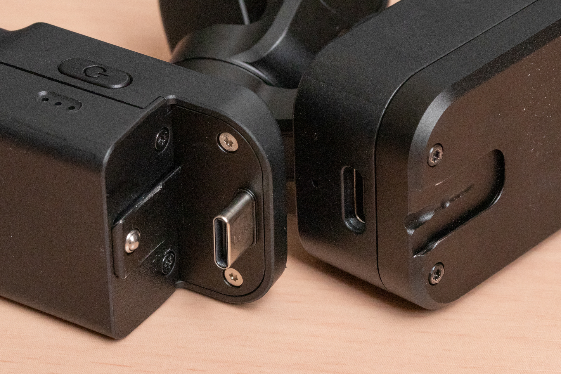 カメラヘッドとリモコンはUSB Type-Cで接続できるようになっている