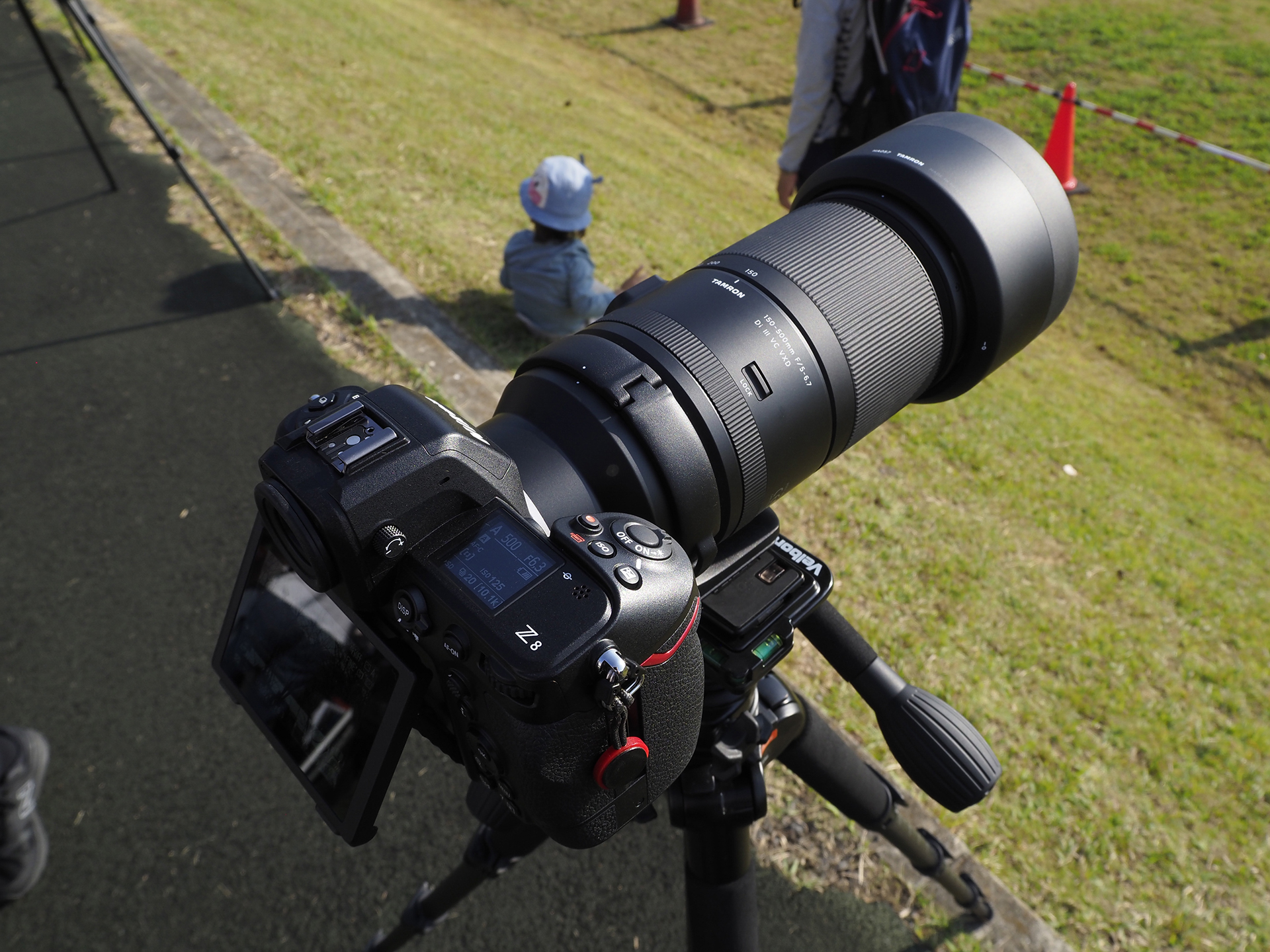 10月31日に発売されたばかりのニコン Z マウント用「150-500mm F/5-6.7 Di III VC VXD」