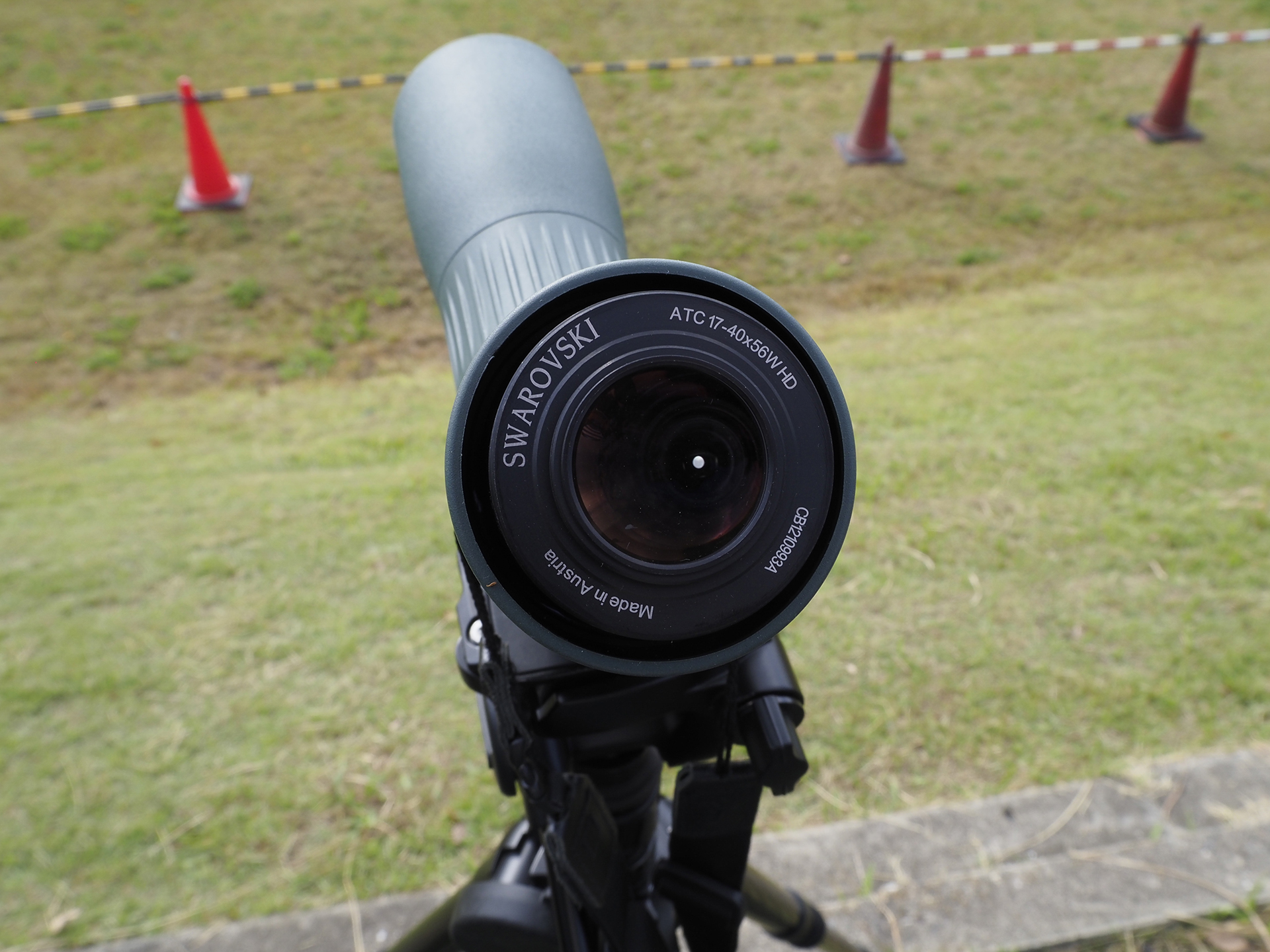 一部モデルは、接眼部を外すことで型番を確認できる