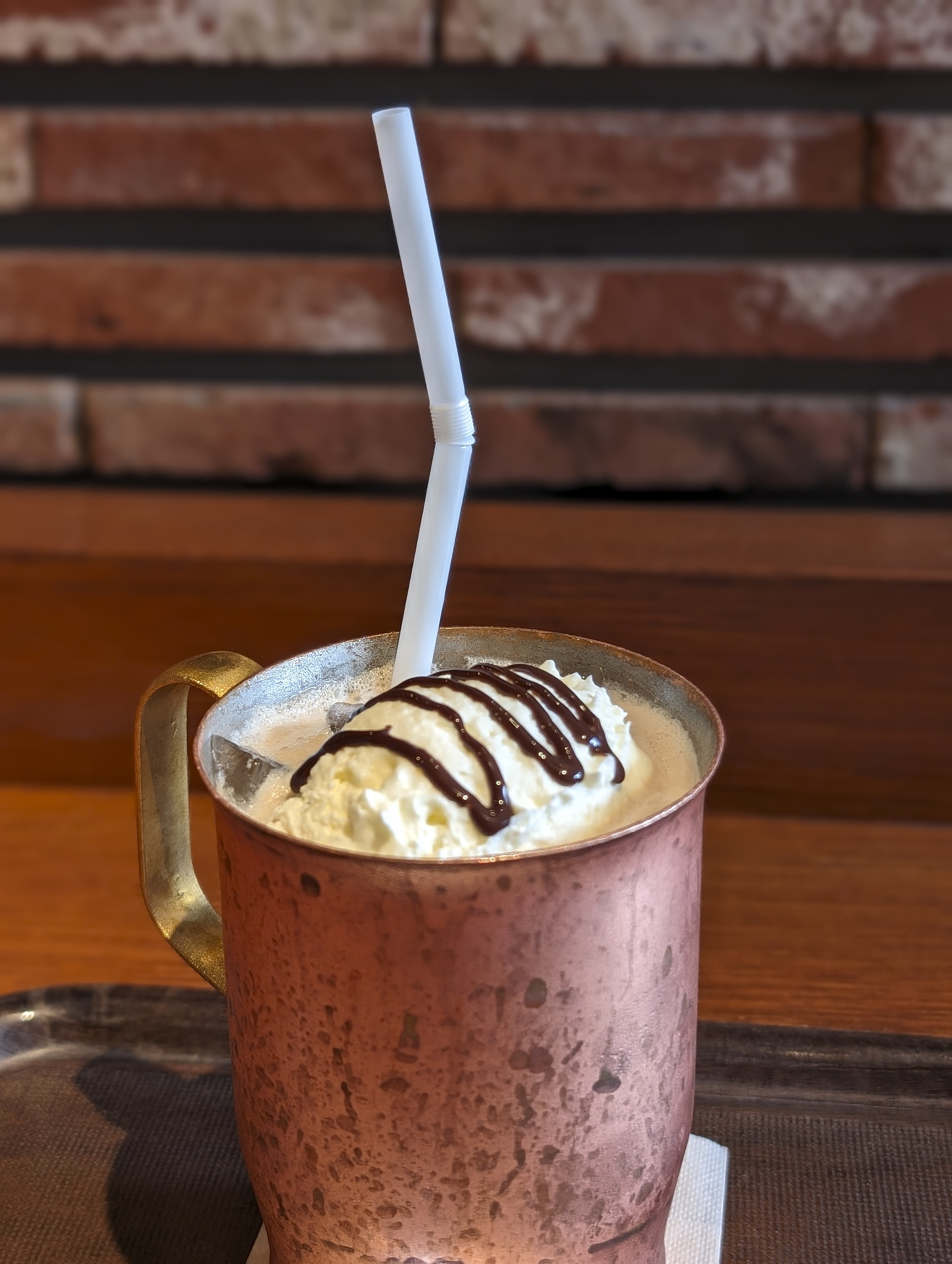 Pixel Pro 8／6.9mm（36mm相当）／1/50秒／F1.7／ISO 48