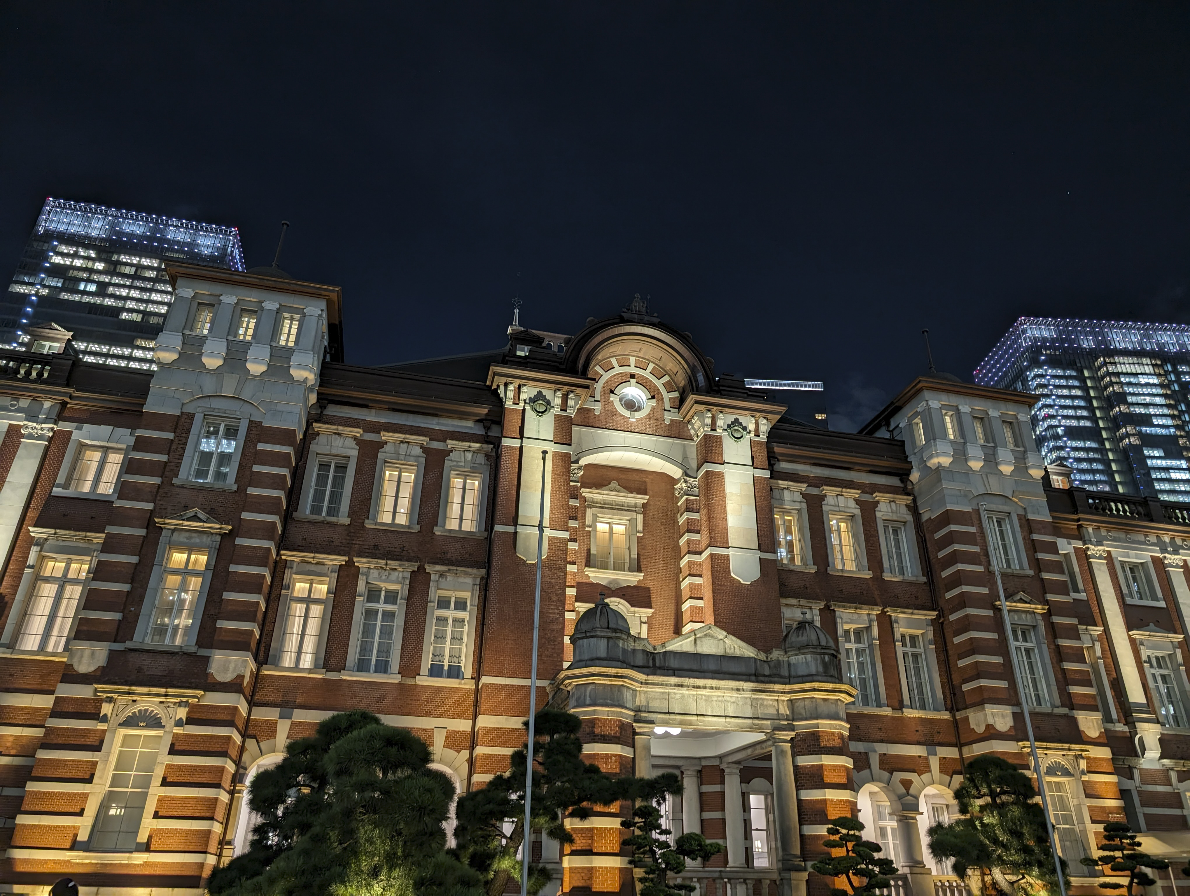 Pixel Pro 8／6.9mm（24mm相当）／1/25秒／F1.7／ISO 251