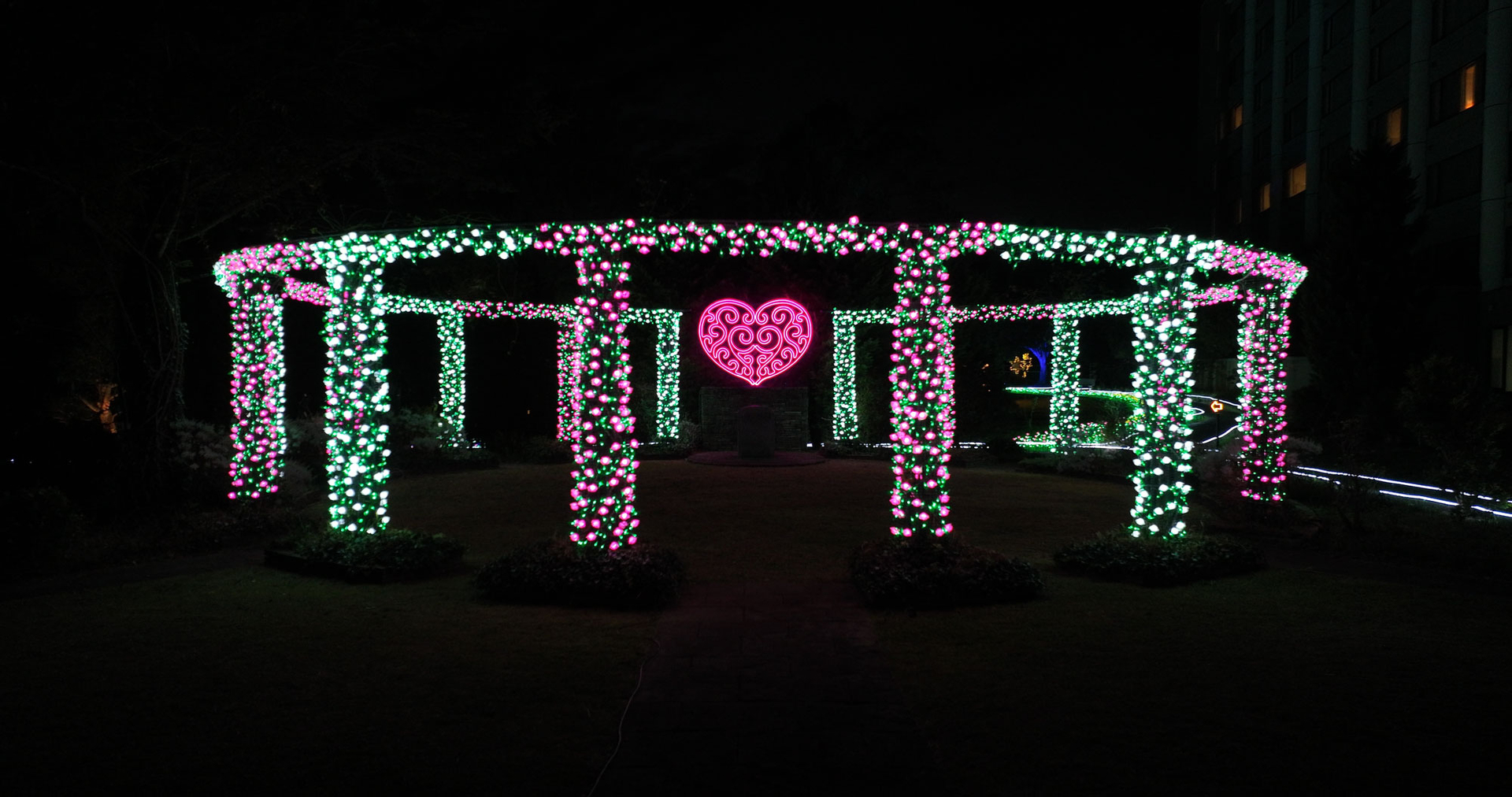 春エリア　ハートオブジェ「WELCOM TO TSUMAGOI」