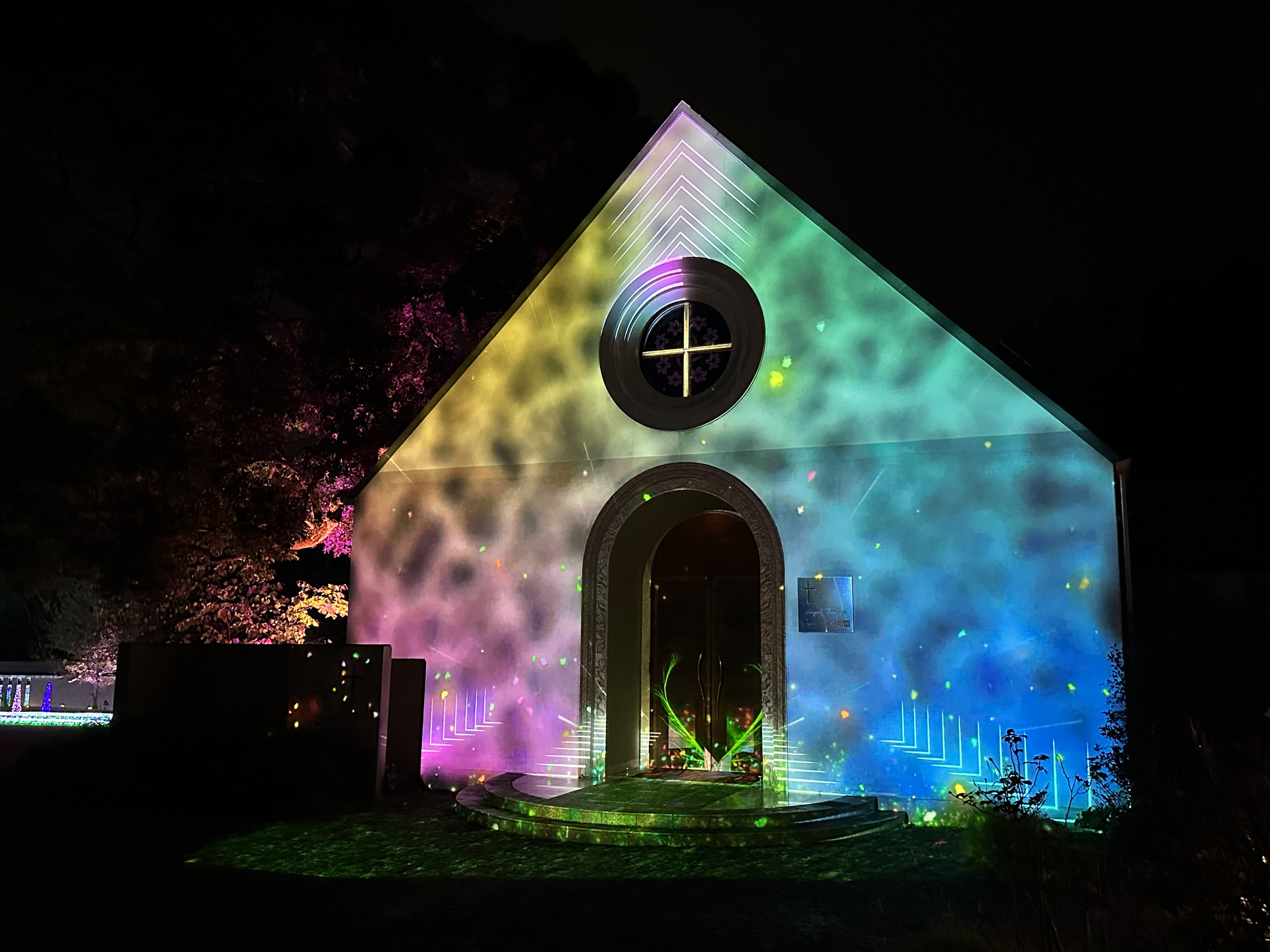 プロジェクションマッピング「星屑の神秘」