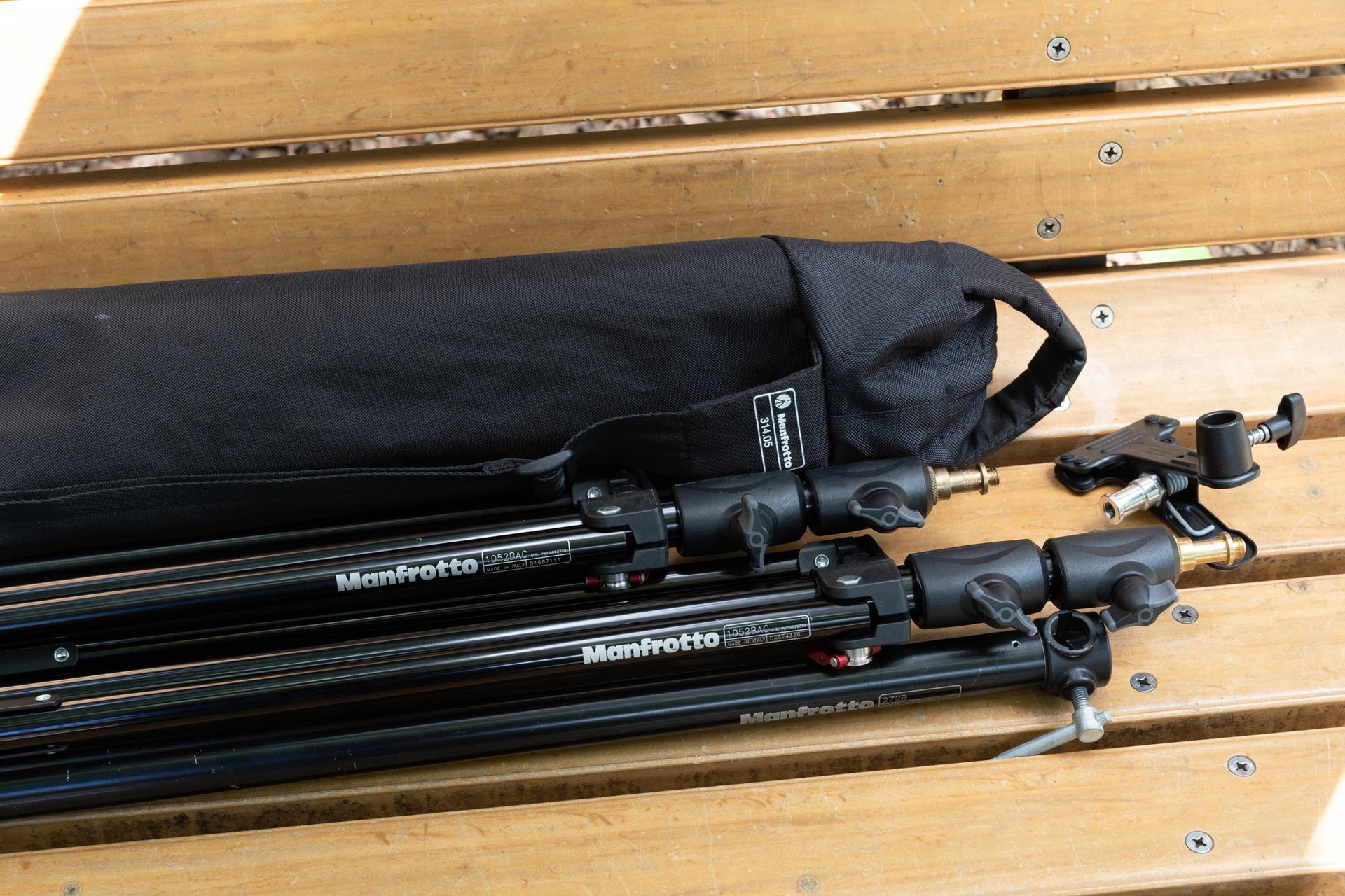 これらの全部が収納できる長ものバッグがセットに。セット全体が軽量なので持ち運びがとても楽だ