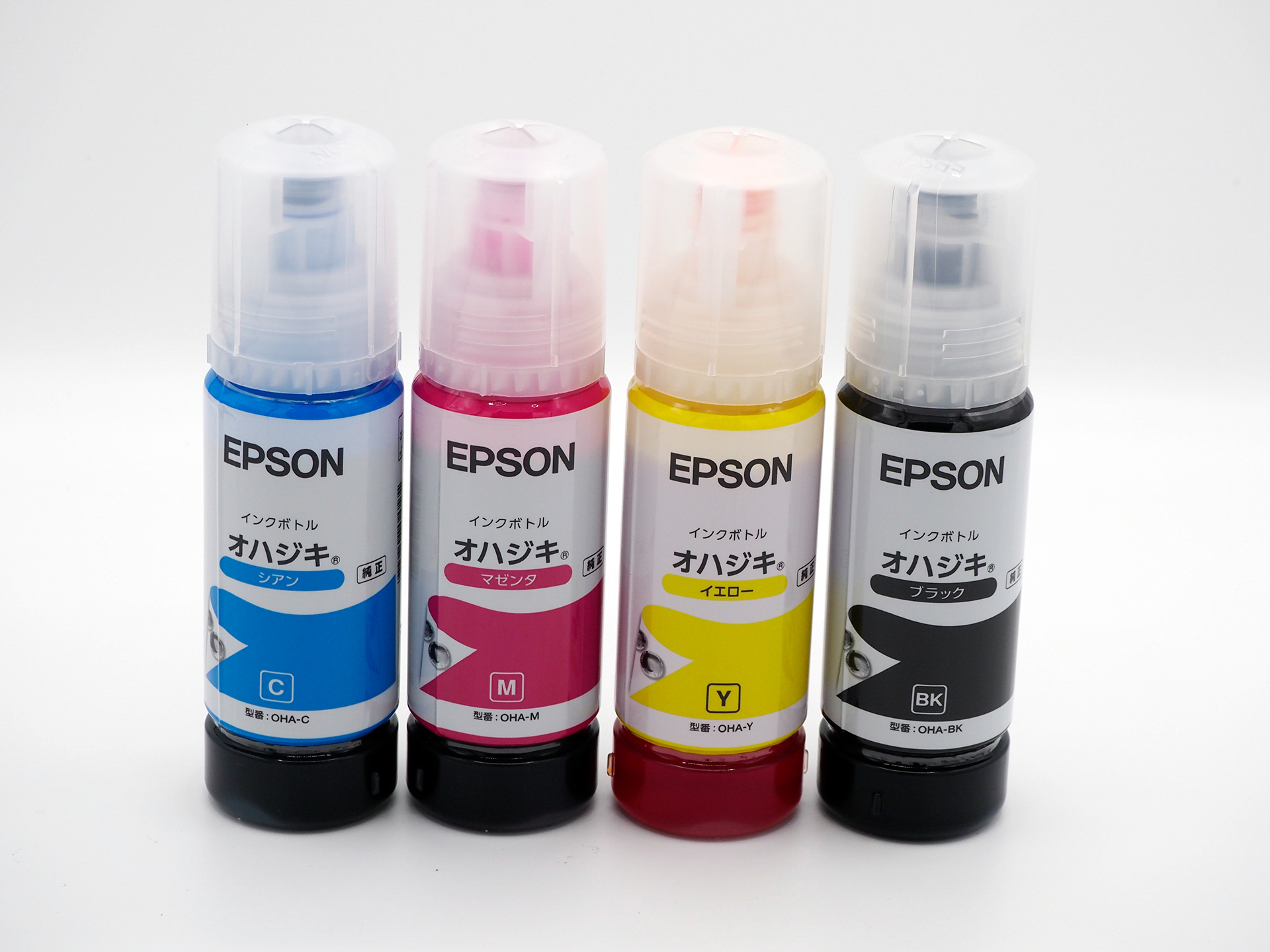 対応インクは、基本色のシアン、マゼンタ、イエロー、ブラック