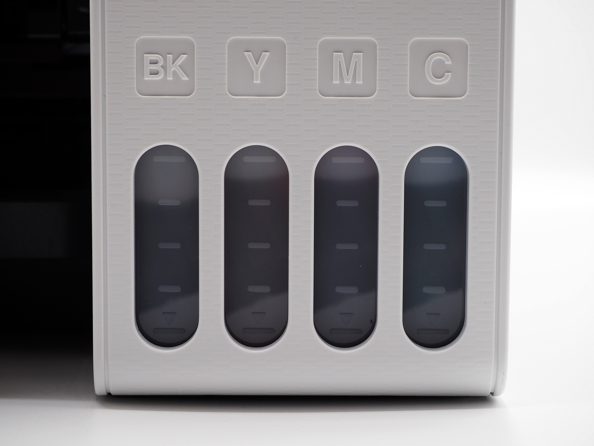 初期充填が終わると、ブラックがだいぶ減っていた