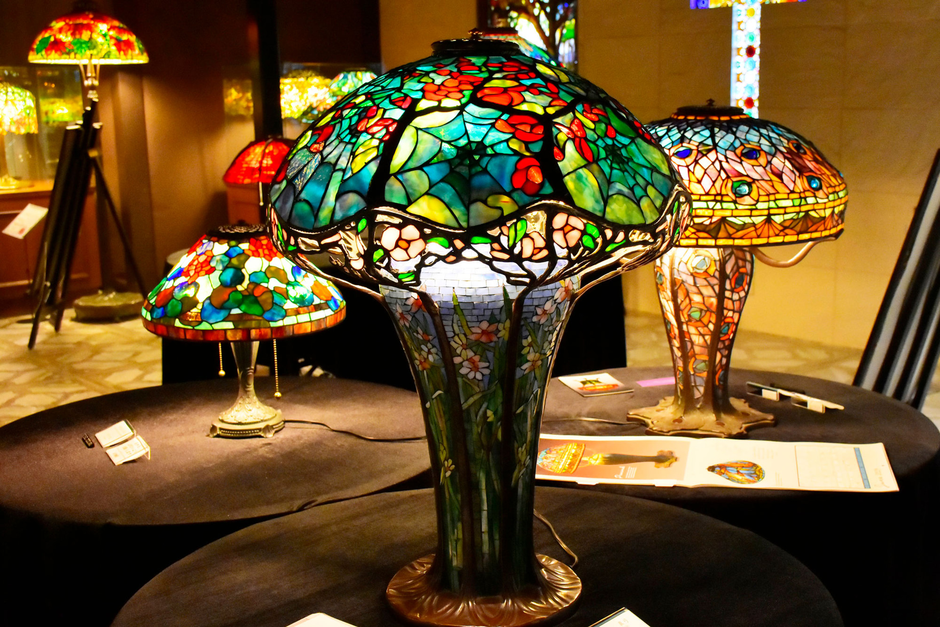 「第2回 現代作家ステンドグラス展示＆販売会」も2024年1月8日（月・祝）まで開催中