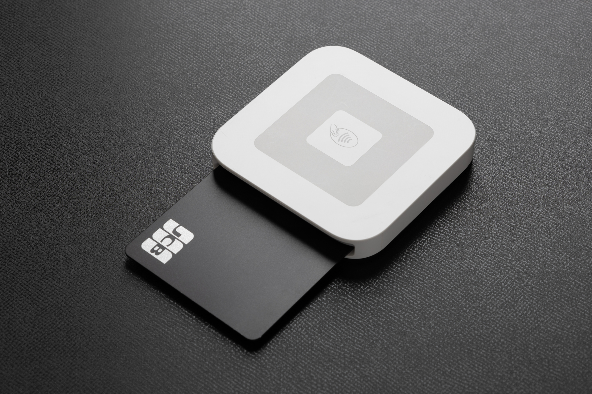 Square「Square リーダー」