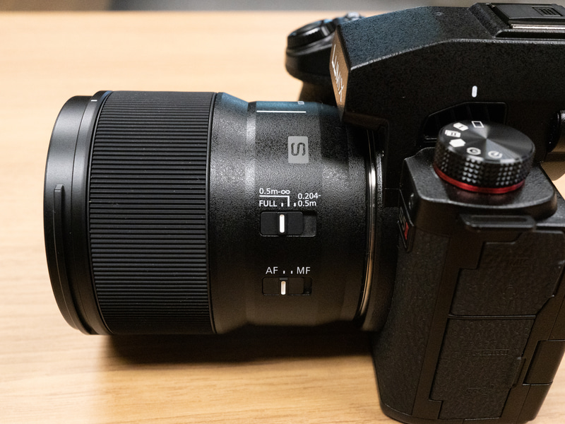 新開発モーターで世界最小・最軽量を実現…Lマウントの中望遠マクロ