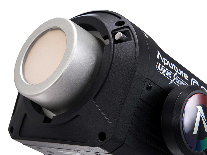 Aputure、600WのLEDライト「LS600c Pro II」。価格据え置きで出力