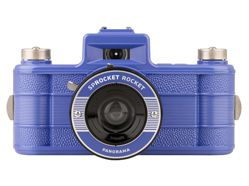ロモグラフィーの35mmパノラマカメラ「Sprocket Rocket」に新色