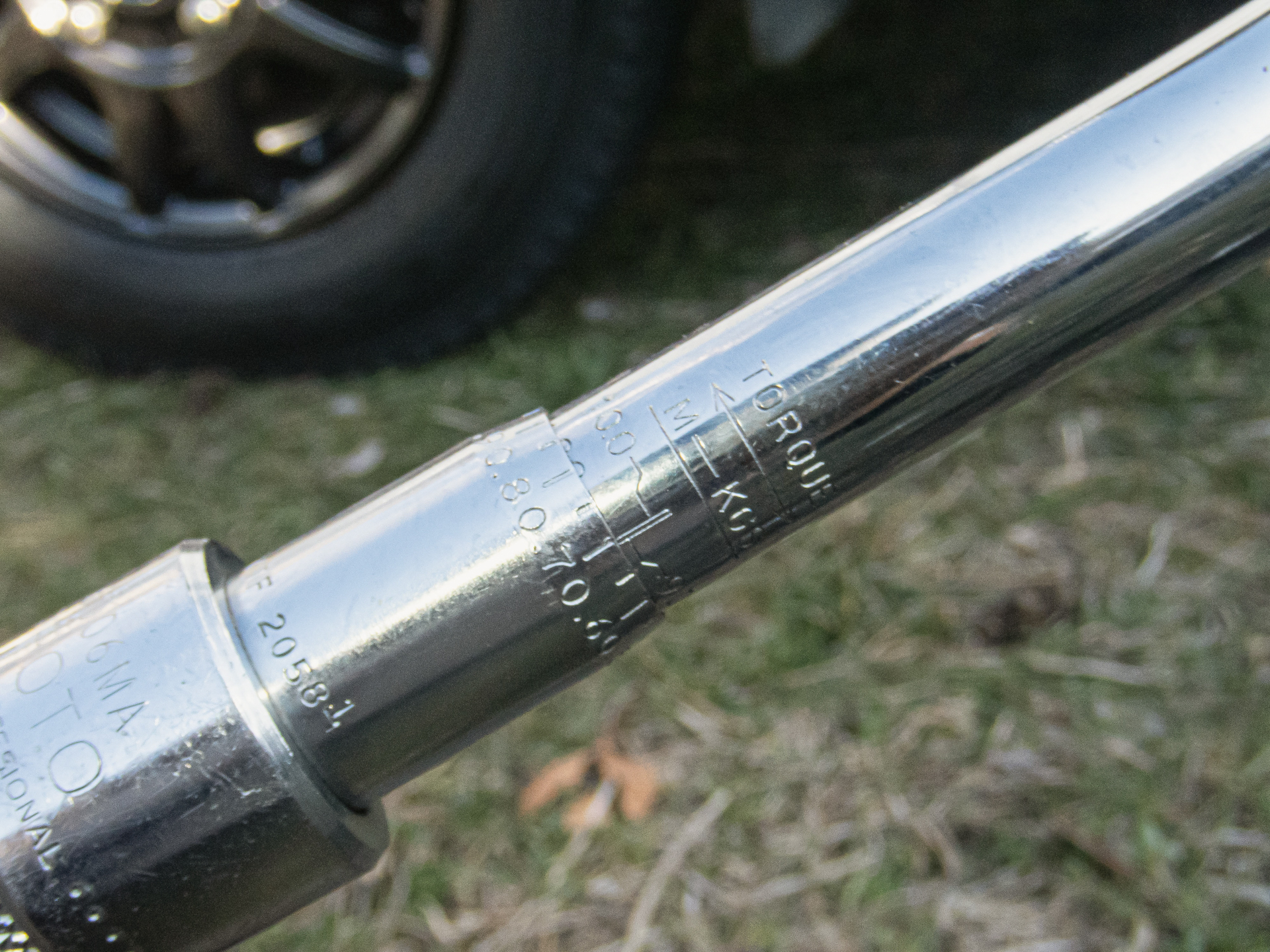 四捨五入して8.7kgf・mに合わせました