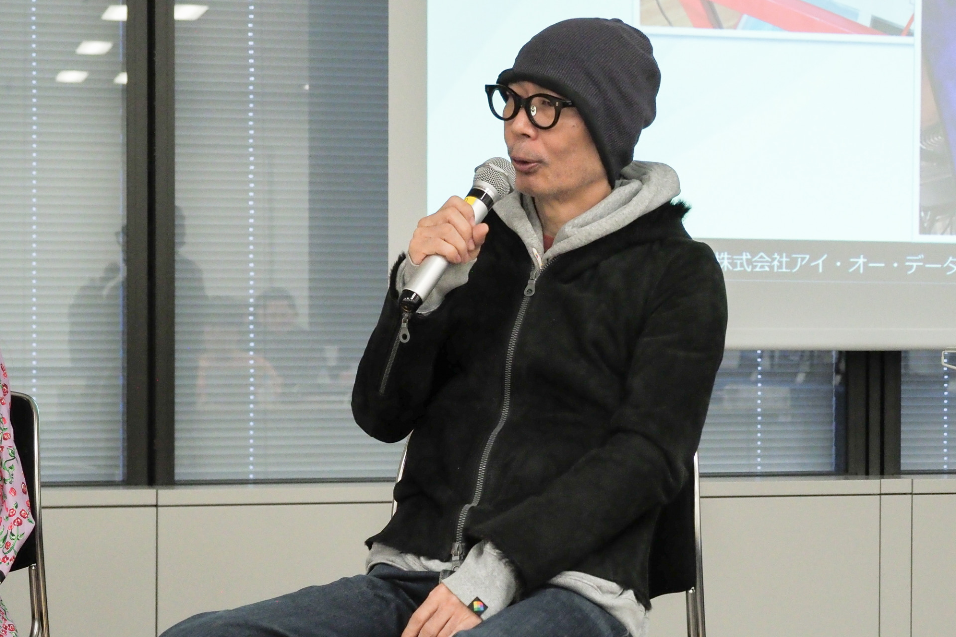 カメラマンの緒車寿一氏