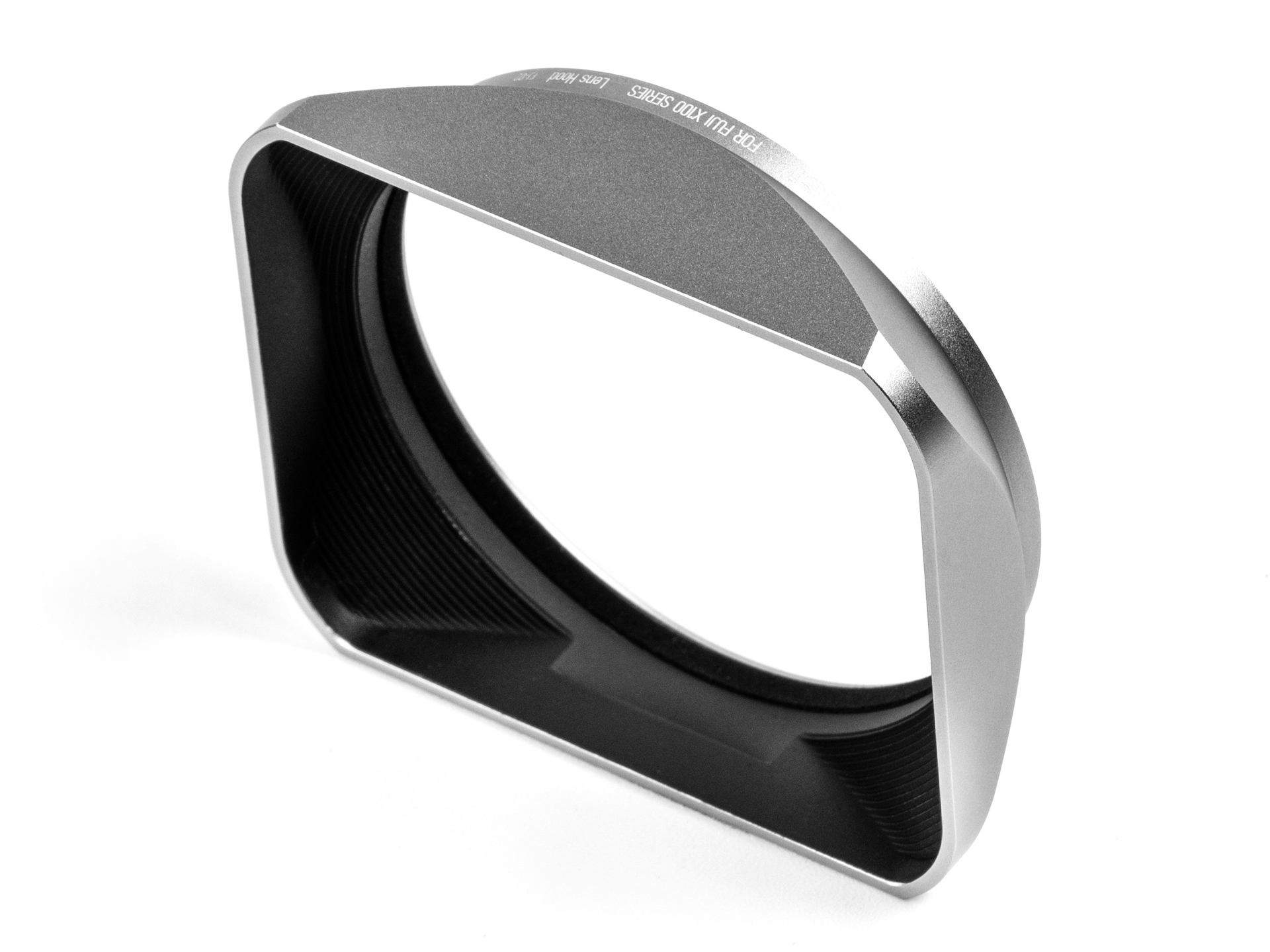 シルバー（左からUVフィルター、角型フード、レンズキャップ）