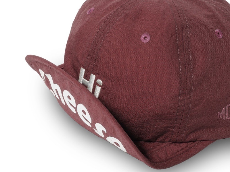 撮影向け帽子「Flex Multi Cap」に“ハイ チーズ”文字入りの新