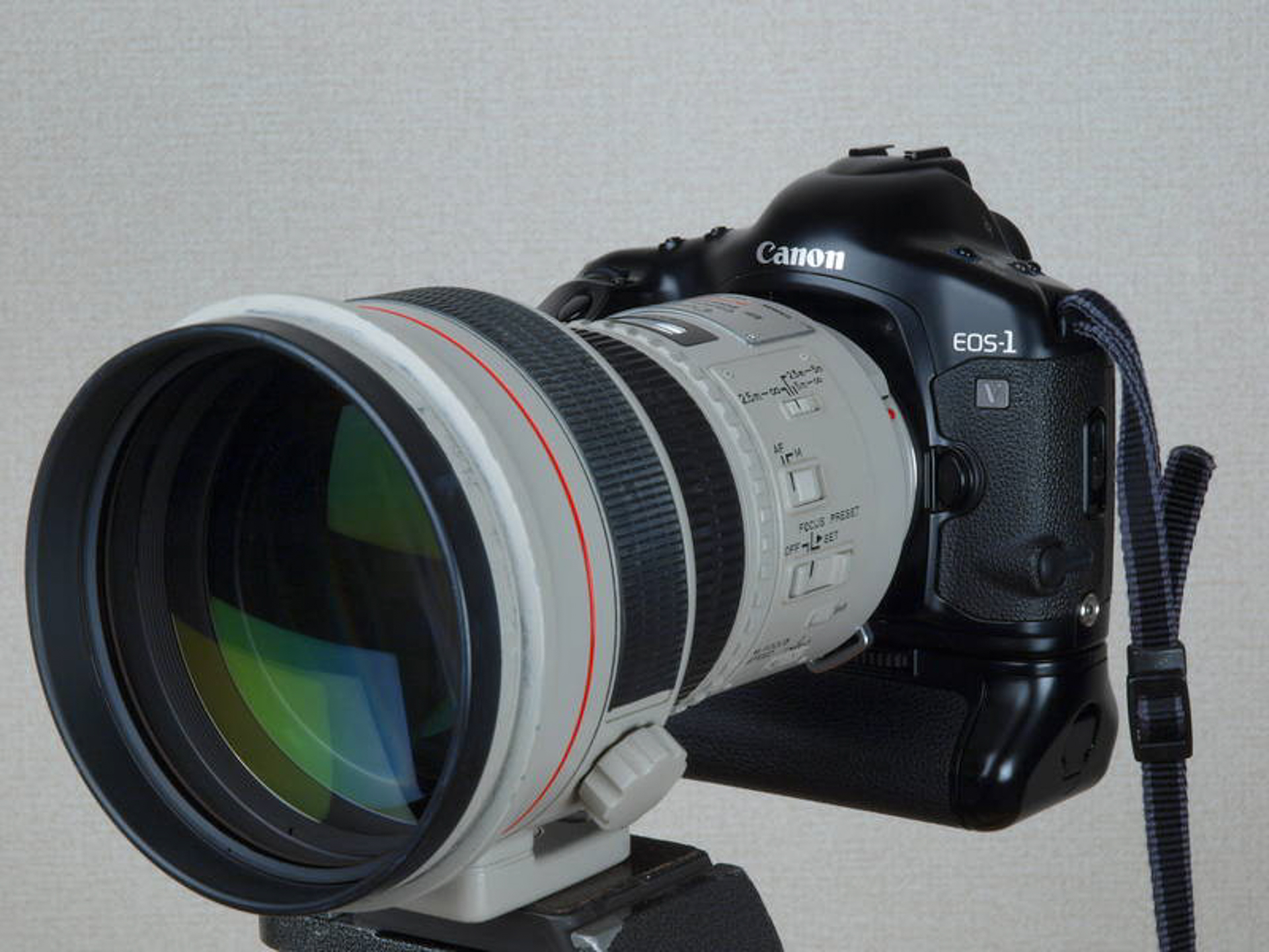 キヤノン EOS-1V（2000年3月発売）