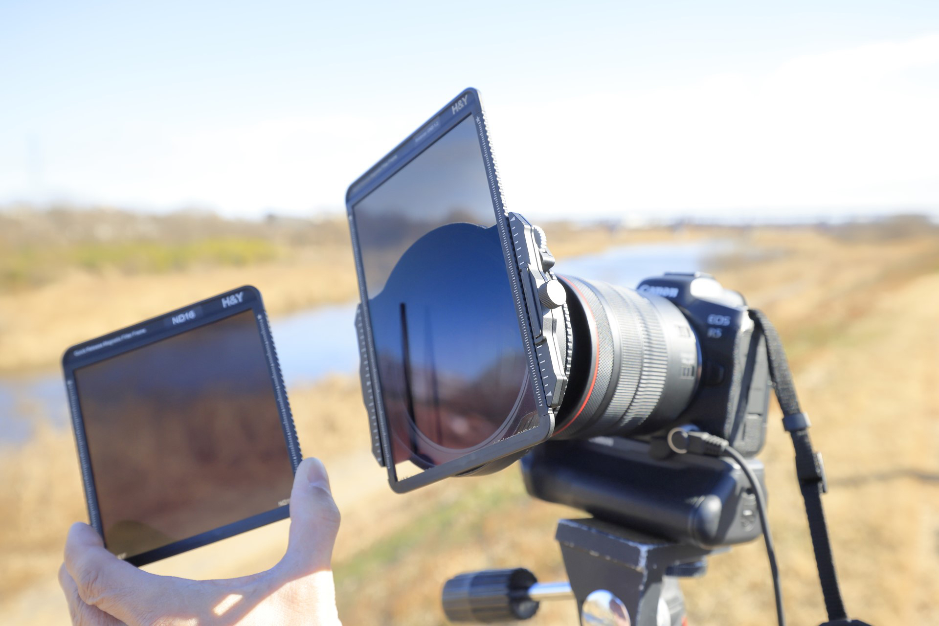 ハーフNDの上から重ねて付けるだけなのですぐに減光効果も加えられる