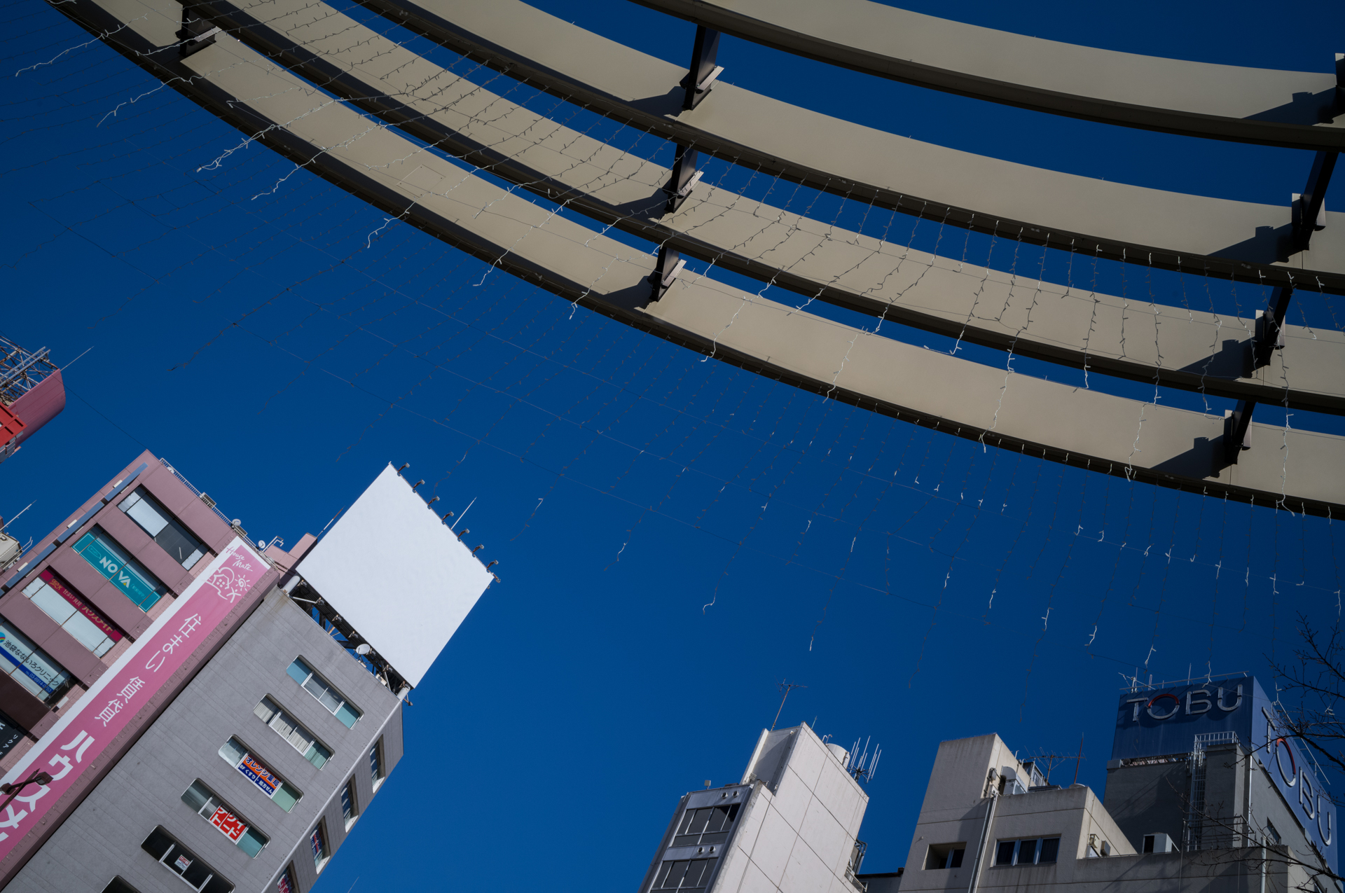 素晴らしくヌケの良いレンズです。こちらの邪念があからさまになってしまうような、とても心地よい写りをします<br>ライカM11-P／NOKTON Vintage Line 28mm F1.5 Aspherical／マニュアル（F8・1/1,000秒・-0.7EV）／ISO 400